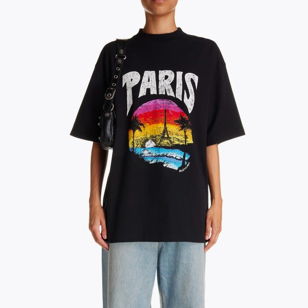 New Authentic BALENCIAGA
Women's Paris Tropical T-shirt Fitted in Black/white